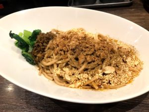 汁なし担々麺 着丼