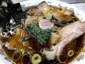青島ラーメンコショウ入れる