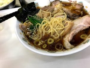 青島ラーメンはストレート麺