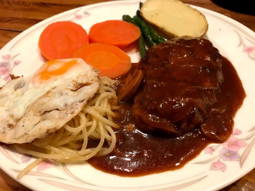 デミグラハンバーグ